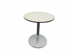 ﾜﾝﾃｯﾁﾃｰﾌﾞﾙΦ900天板 白